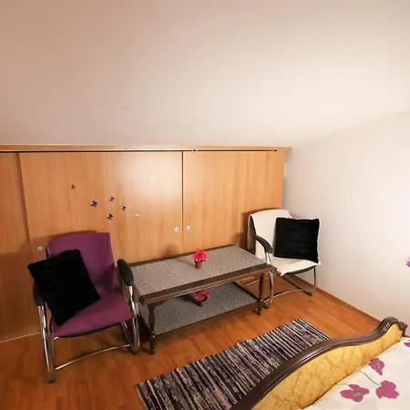 דירה Aria *